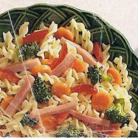 Summertime pasta salad