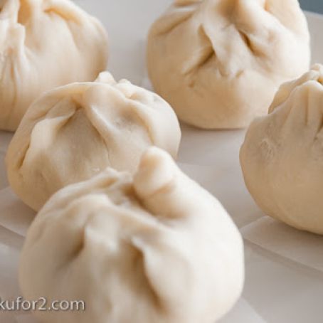 Portuguese Sausage and MacNut BAO