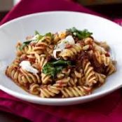 Fusilli w/Sausage, Artichokes, and Sun-Dried Tomatoes