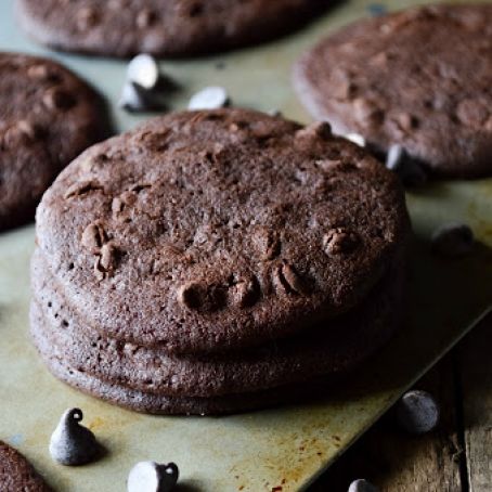 Double Chocolate Chip Coconut Flour Cookies