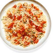 Tagliolini with Scallops and Spicy 5-Minute Marinara