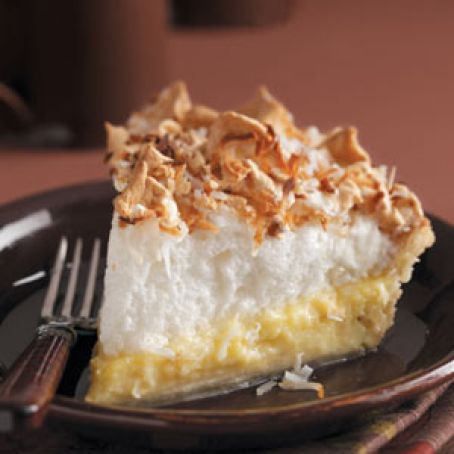 Coconut Cream Angel Pie