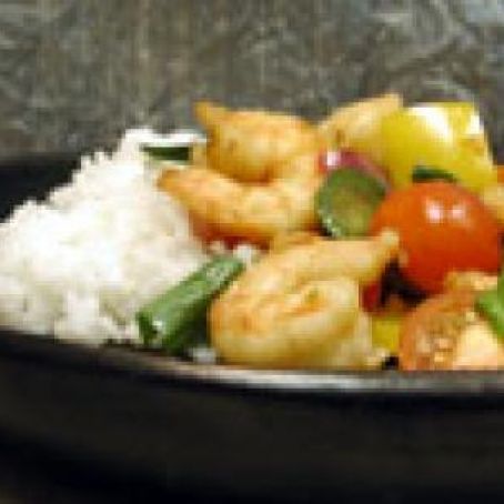 Shrimp Stir-fry Thai with Tomatoes and Basil