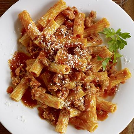 Rigatoni with sausage and fennel