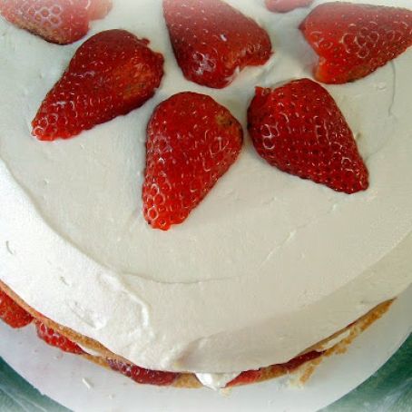 Strawberry Cream Cake
