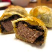 Mini Beef Wellingtons*