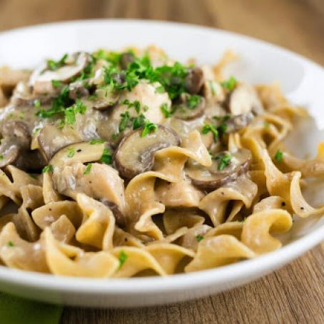 30-Minute Chicken Stroganoff