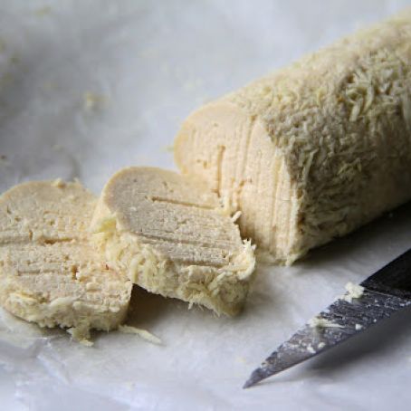 Aged Chevre with Horseradish (Raw and Vegan)