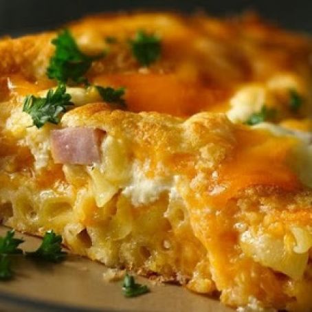 Macaroni and Cheese Ham Pie