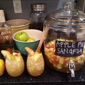 Apple Pie Sangria