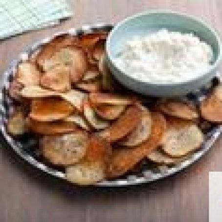 Cracked Pepper Potato Chips with Onion Dip