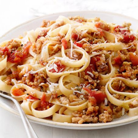 Fettuccine With Quick Ragu