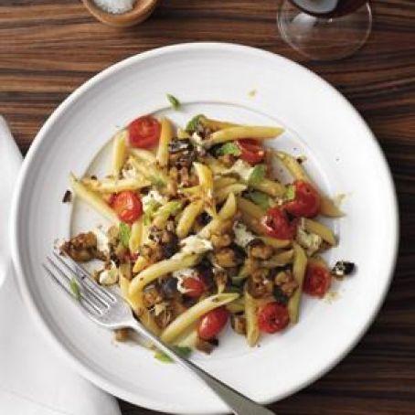 Penne With Tomatoes, Eggplant, and Mozzarella