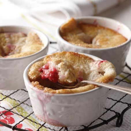 Gooseberry Patch Recipes: Easy Cherry Cobbler from Blue Ribbon Family Favorites