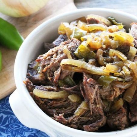 SLOW COOKER GREEN CHILE BEEF