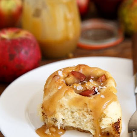 Caramel Apple Cinnamon Rolls