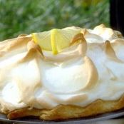 Lemon Meringue Pie (Paula Deen)