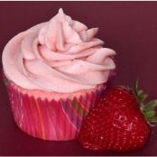 Fluffy Strawberry Buttercream****