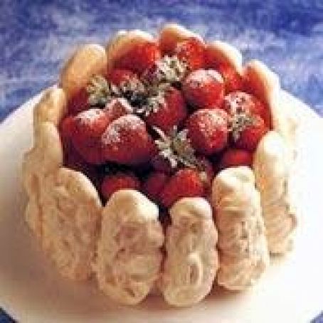 STRAWBERRY VACHERIN