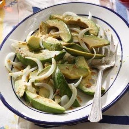 No-Fuss Avocado Onion Salad Recipe