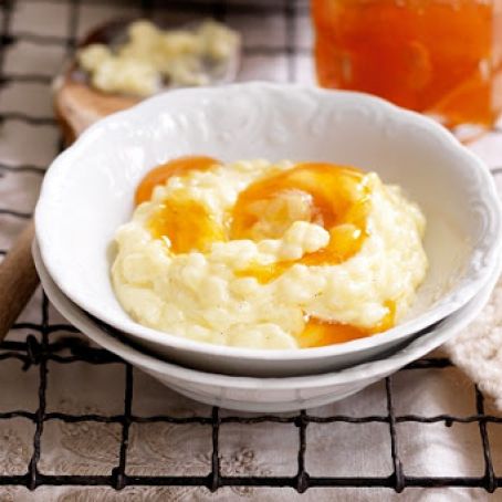 Rice Pudding with Apricot Preserves