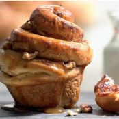 Caramel-Nut Cinnamon Buns