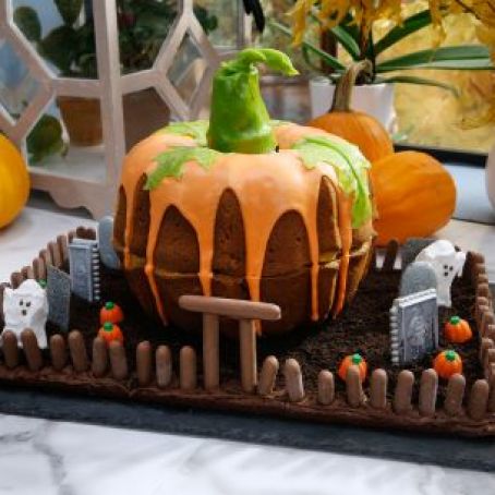 Pumpkin Cake Graveyard