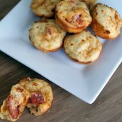 Pepperoni Pizza Puffs