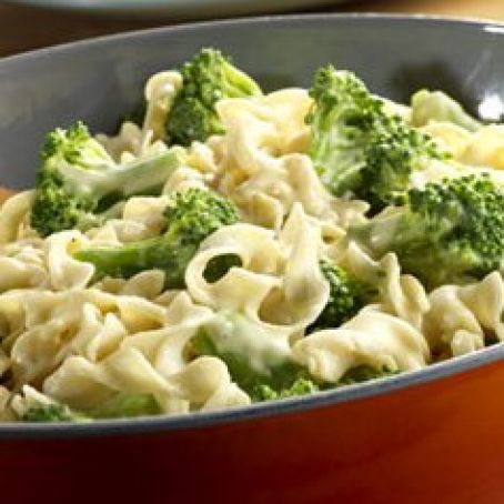 Chicken and Noodles with Broccoli