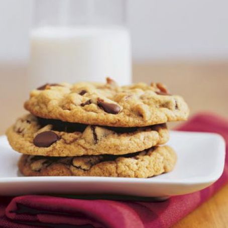 Thick, Chewy Chocolate Chip Cookies