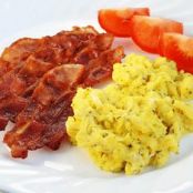 Bacon Cheddar Scrambled Eggs