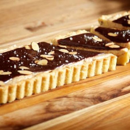 ALMOND BUTTER CHOCOLATE TART