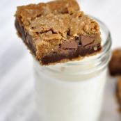Fudgy Toffee Chocolate Chip Cookie Bars