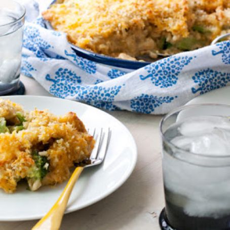 Cheesy Brown Rice, Broccoli and Chicken Casserole
