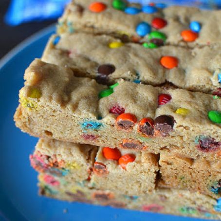 Chewy M&M Cookie Bars