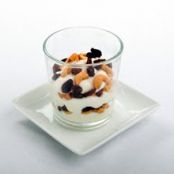 Vanilla Yogurt Parfait with Roasted Cashews and Sweet Raisins