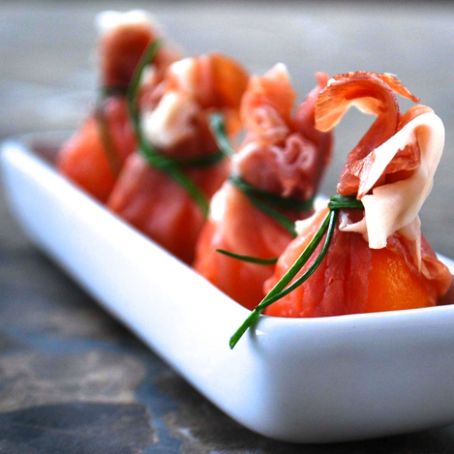 Melon and Prosciutto Pouches