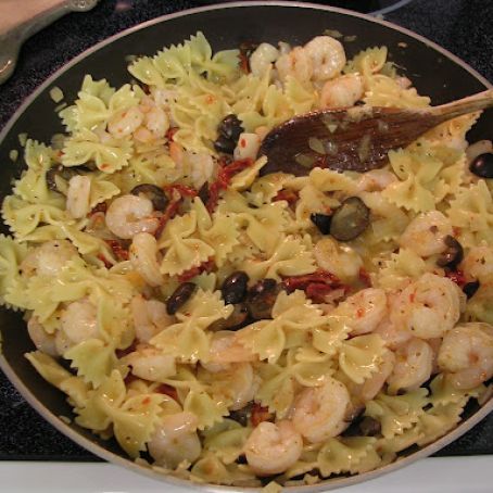 Shrimp and Pasta Toss