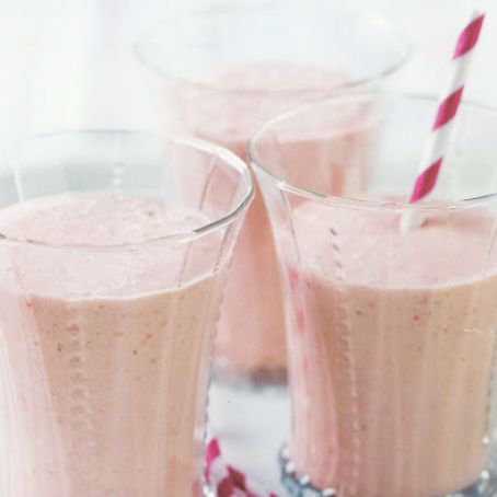 Strawberry Cheesecake Shake