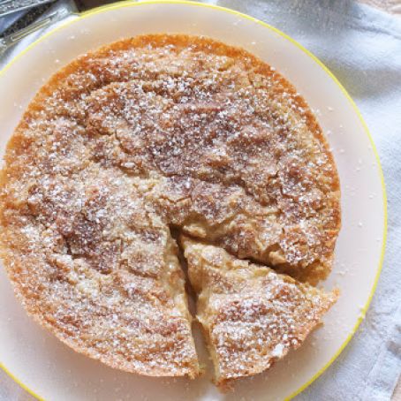 Cinnamon Maple Gooey Butter Cake