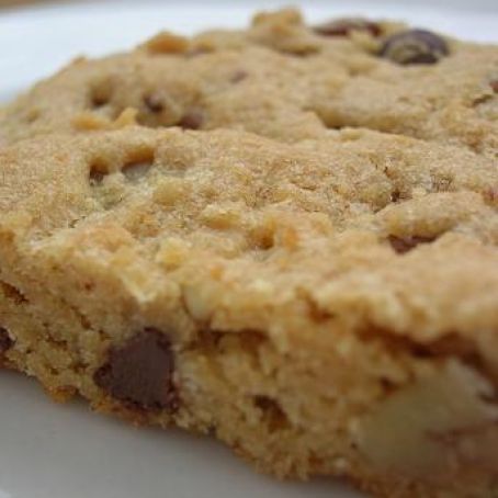 Peanut Butter Blondies with White Chocolate and Pecans