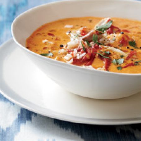 Creamy Piquillo Pepper and Chickpea Soup with Chicken