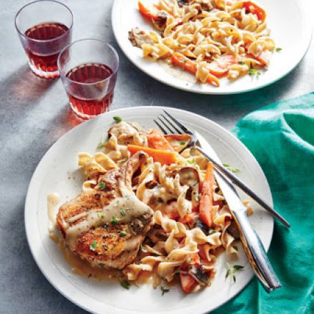 Slow Cooker Pork Chops with Mushrooms and Carrots