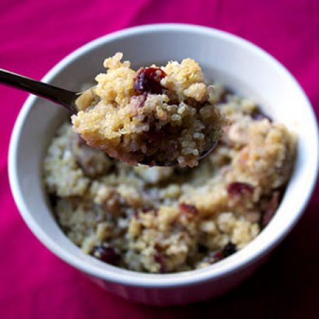 Quinoa with Feta, Walnuts and dried Cranberries (SD)