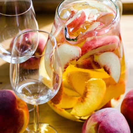 White Peach Sangria