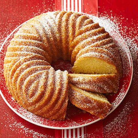 Rum-Vanilla Bean Bundt Cake