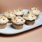 BANANA CUPCAKES w/PEANUT BUTTER FROSTING