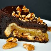 Chocolate Pecan Pie Cake (Foodgawker)