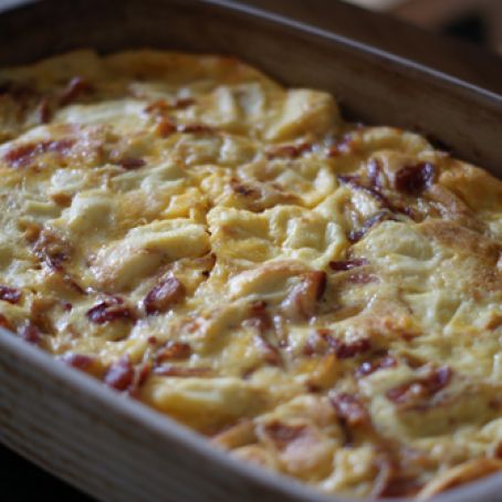Egg & Bacon {Or Sausage} Breakfast Casserole