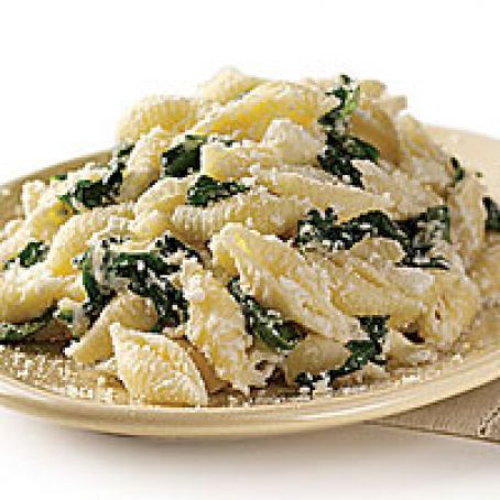 Spinach and Ricotta with Shells